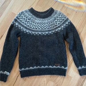 SKJALDBREIÐUR ICELANDIC PATTERN WOOL SWEATER